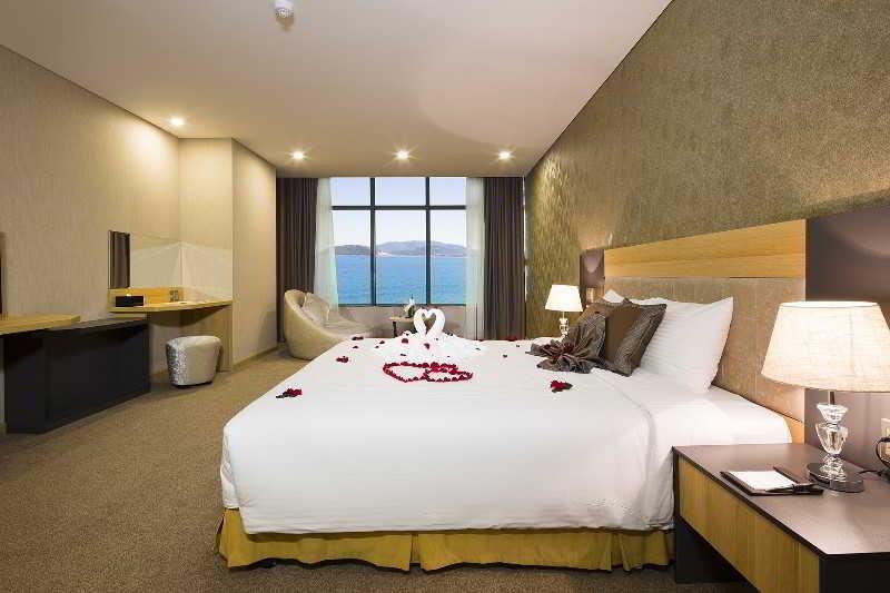 Muong Thanh Luxury Nha Trang Hotel Bagian luar foto