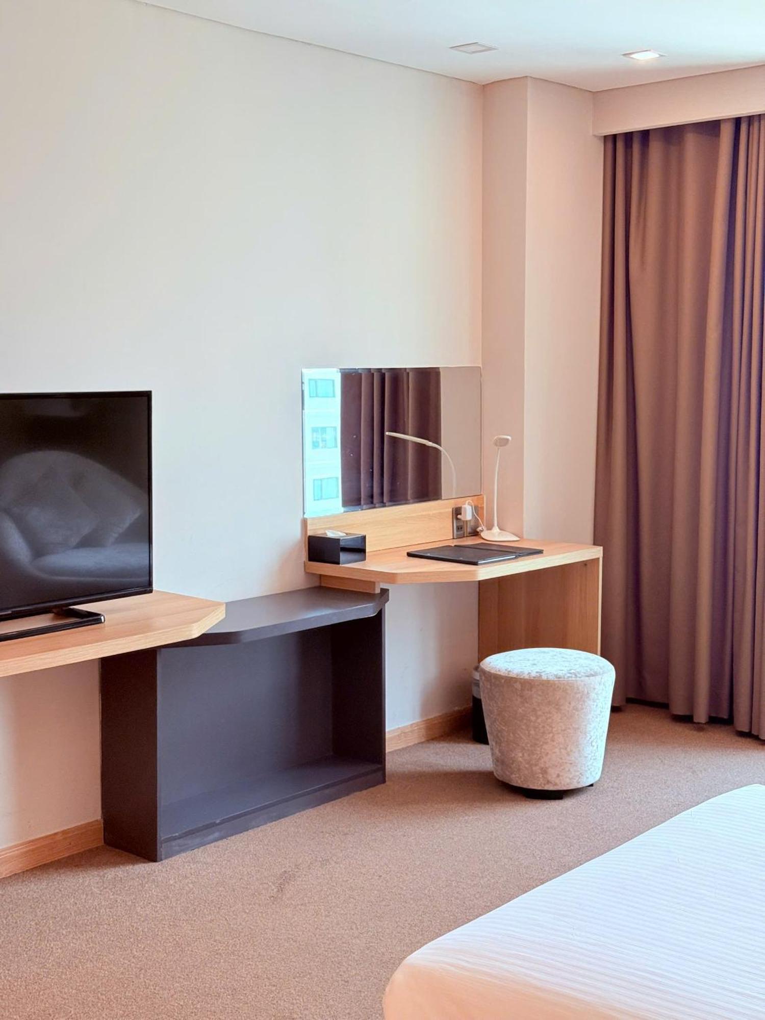Muong Thanh Luxury Nha Trang Hotel Bagian luar foto
